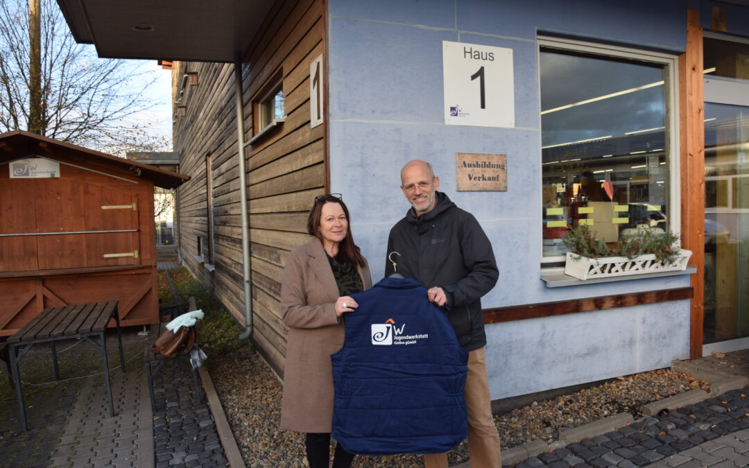 Anschaffung von Betriebskleidung mit Mitteln der Georg-Schlosser-Stiftung